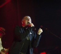 PARNI VALJAK ODR�AO PRVI HRVATSKI FACEBOOK KONCERT ZA FANOVE I PREDSTAVIO NOVI ALBUM NEMA PREDAJE